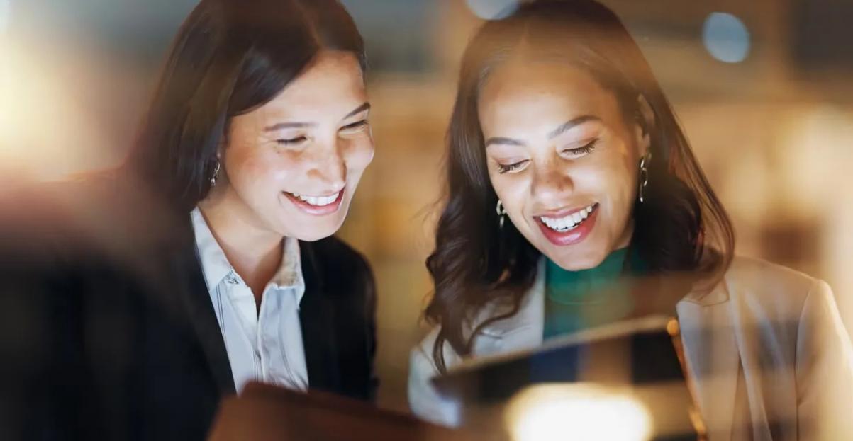 Zusammenarbeit mit Fachleuten aus der Branche